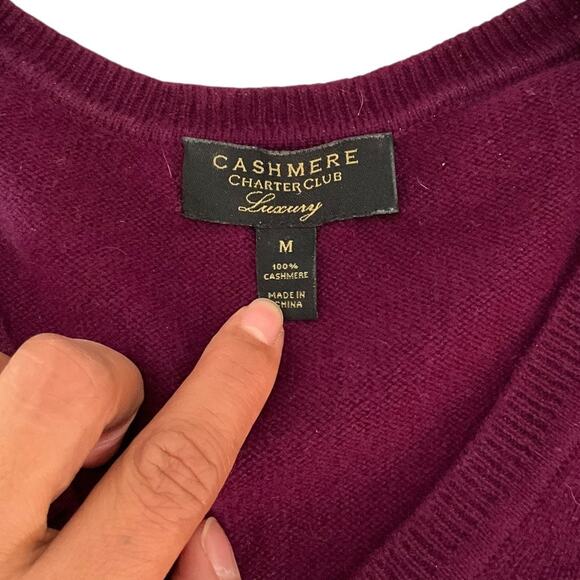 Charter Club 100% Cashmere Luxury Plum Purple V-Neck Sweater Size Medium preppy - Picture 6 of 8
